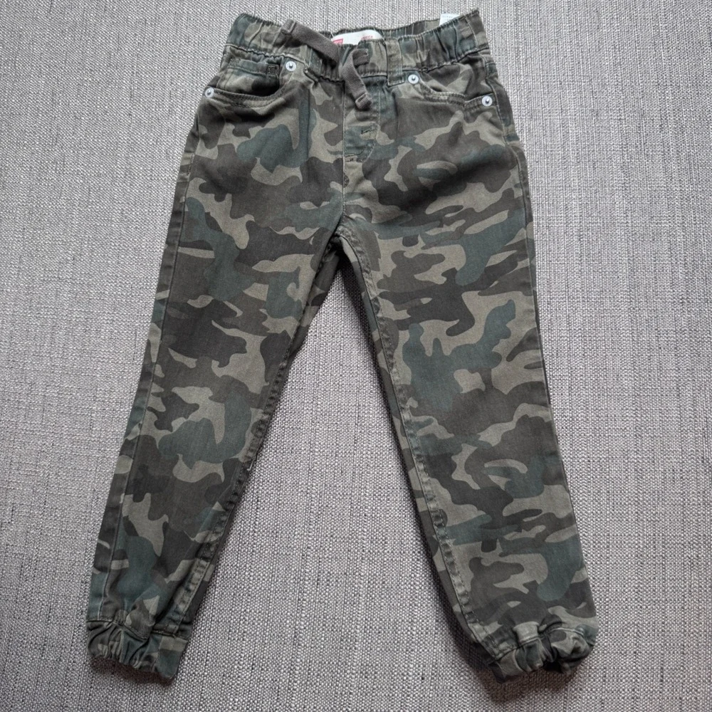 Levis Kids Camo Jogger Pants Green Camouflage Drawstring Size 5 G818-E4D